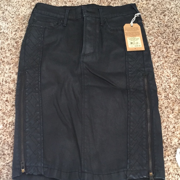 True Religion coated denim pencil skirt size 28 - Picture 8 of 8